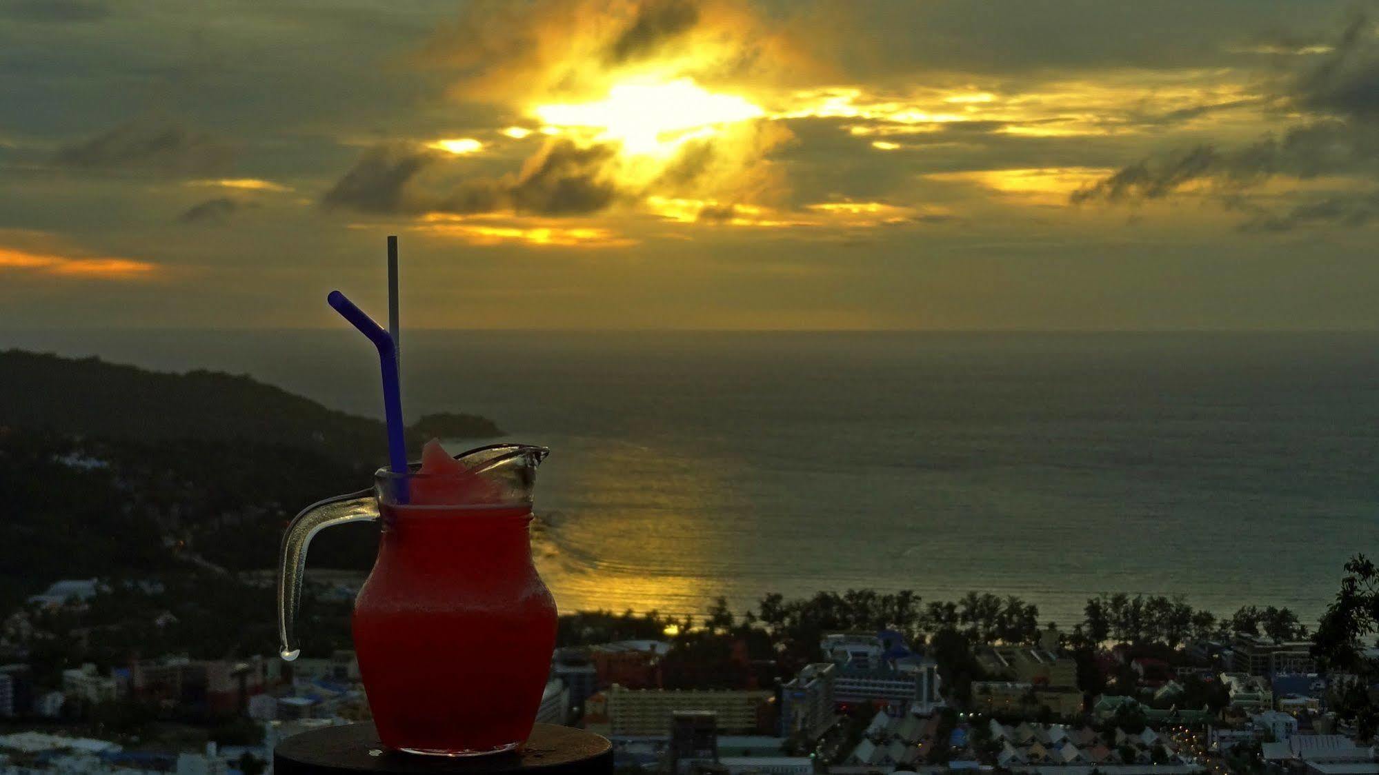 But Different Phuket Boutique Hotel Nai Harn Екстер'єр фото